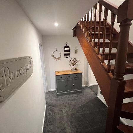 House Sleeps 8. 2Bedrooms & Sofa Beds In Sitting Room Bath Dış mekan fotoğraf