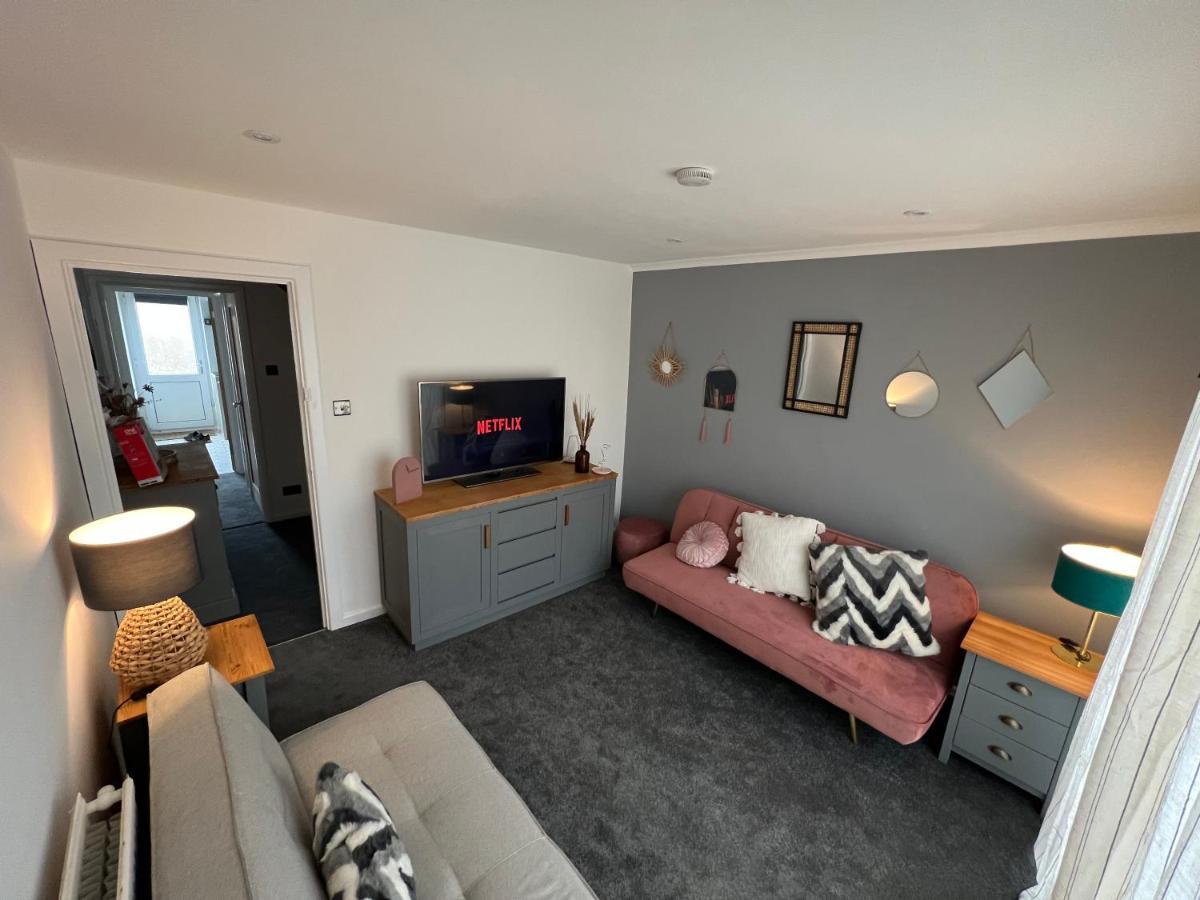 House Sleeps 8. 2Bedrooms & Sofa Beds In Sitting Room Bath Dış mekan fotoğraf