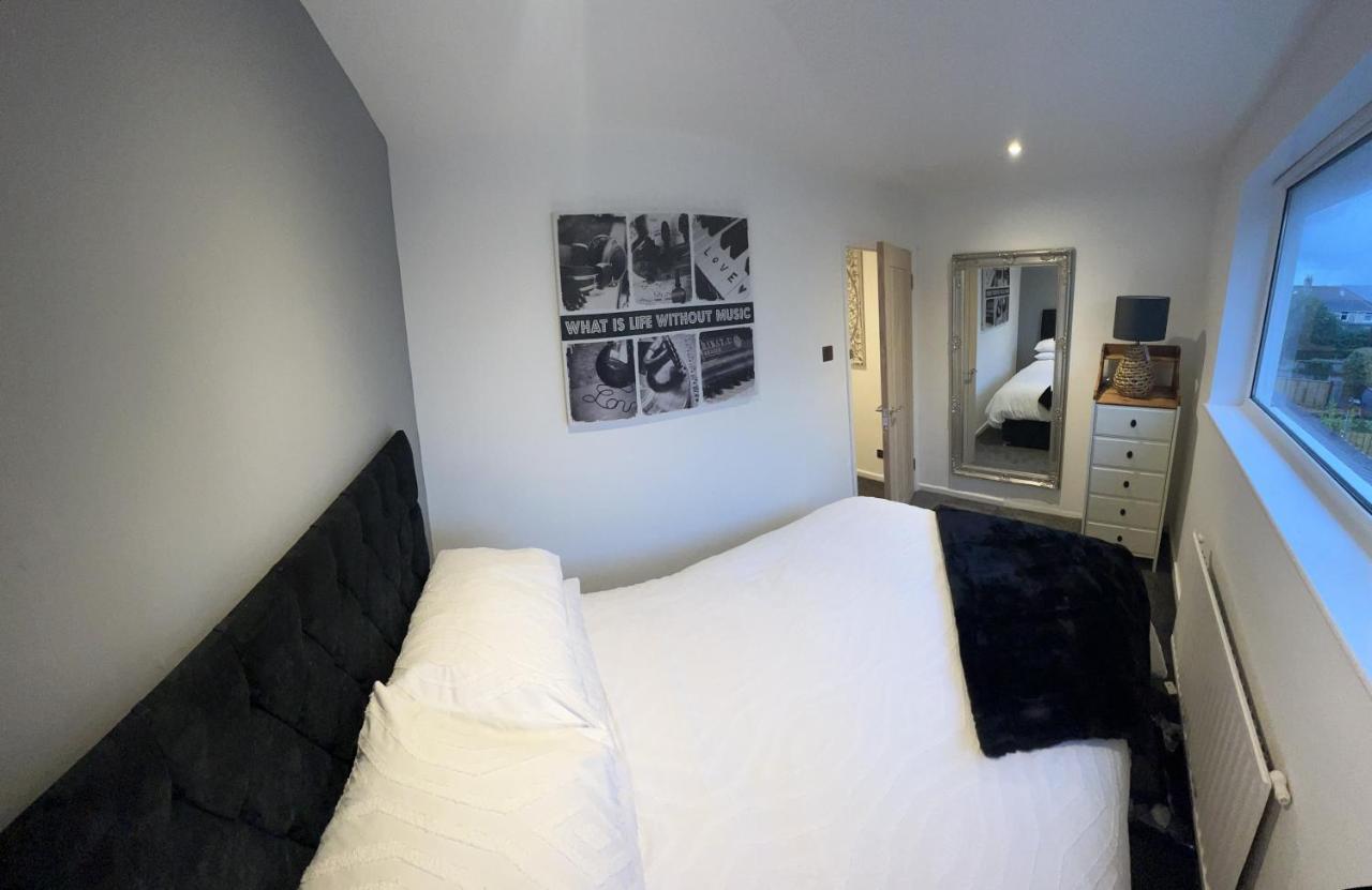 House Sleeps 8. 2Bedrooms & Sofa Beds In Sitting Room Bath Dış mekan fotoğraf